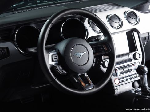 Used 2016 Ford Mustang GT Premium RWD image 25