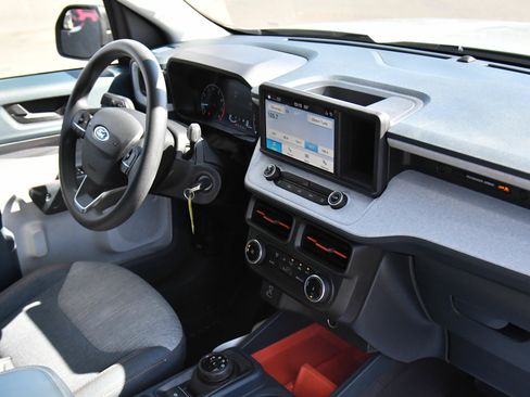 Used 2023 Ford Maverick XLT FWD image 44