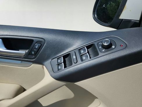 Used 2016 Volkswagen Tiguan R-Line FWD image 15