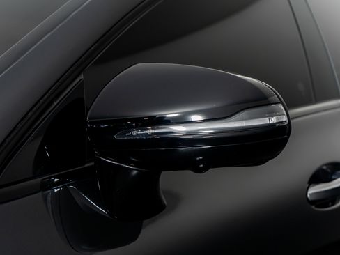 Used 2021 Mercedes-Benz AMG GT 63 image 29