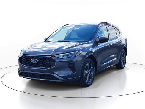 Certified 2023 Ford Escape ST-Line w/ Tech Pack #1 image 2