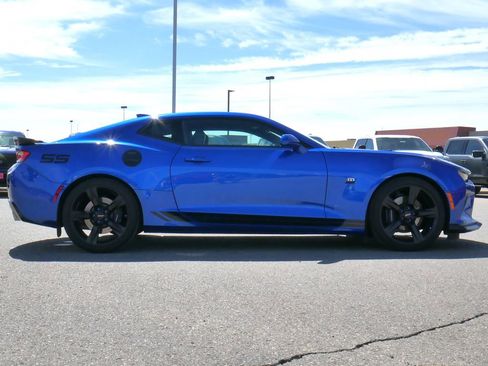 Used 2017 Chevrolet Camaro SS RWD image 12