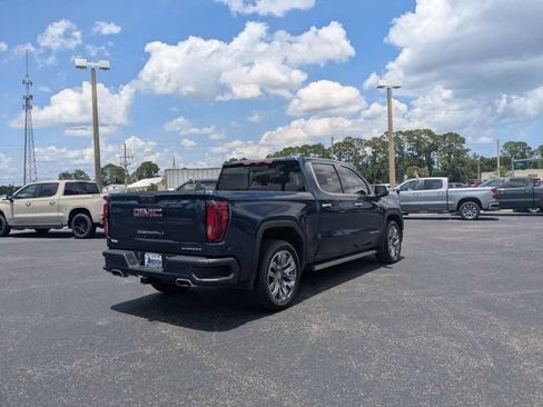 Used 2023 GMC Sierra 1500 Denali w/ Denali Reserve Package AWD/4WD image 3