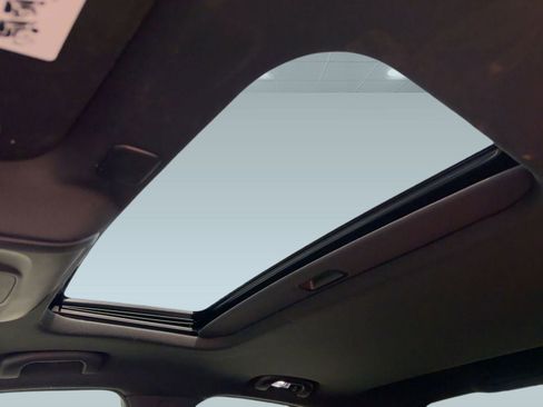 Used 2024 Cadillac CT4 Luxury w/ Sun And Sound Package image 15