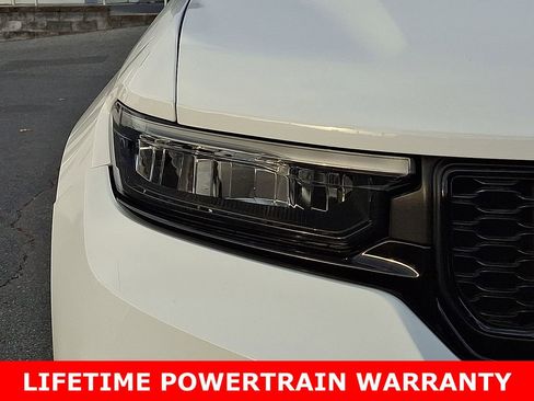 Used 2024 Jeep Grand Cherokee Altitude image 10