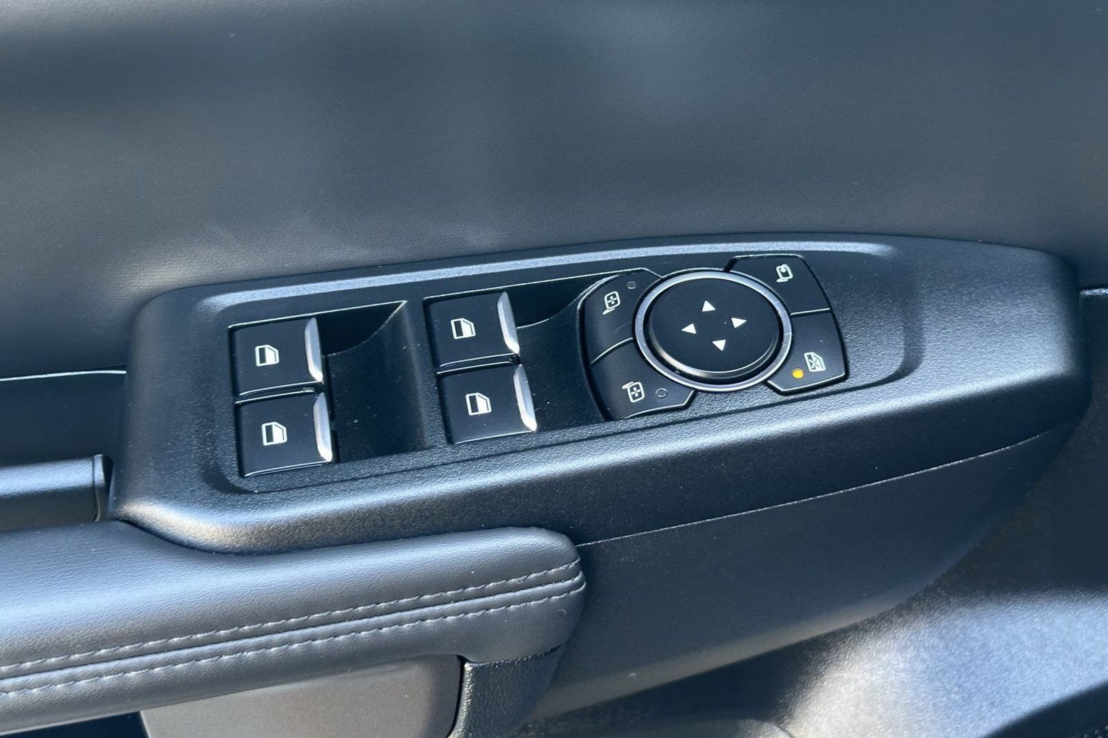 Used 2025 Ford Ranger Raptor AWD/4WD image 13