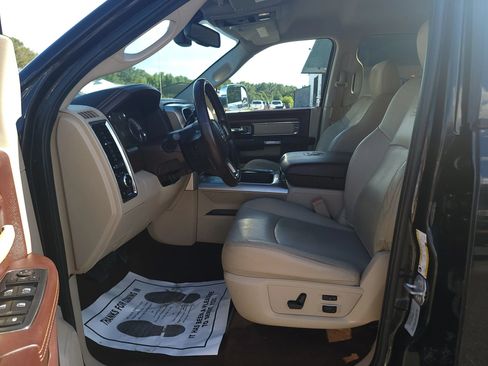 Used 2016 RAM 2500 Laramie RWD image 16