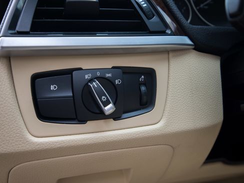 Used 2015 BMW 328i Sedan image 18