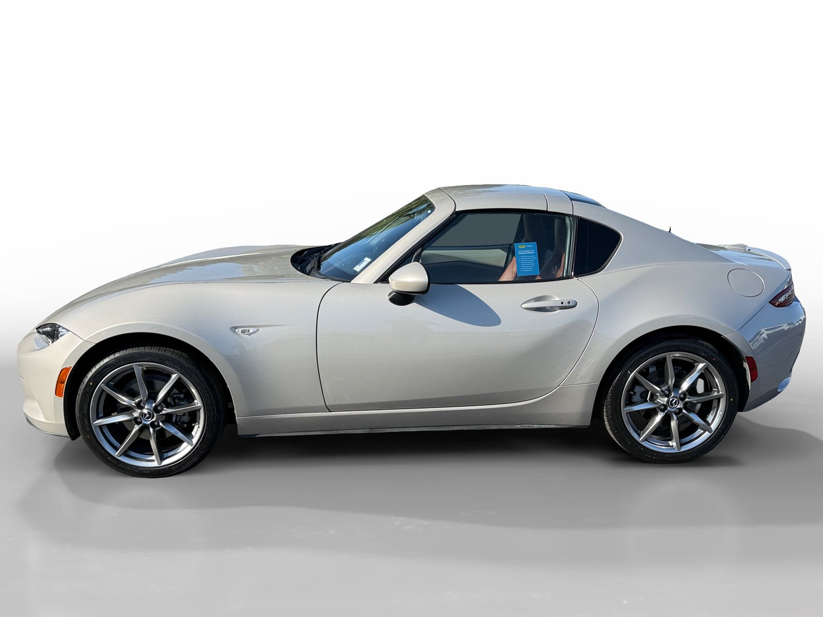 Used 2022 MAZDA MX-5 Miata RF Grand Touring RWD image 2