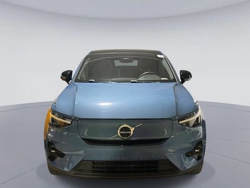Used 2023 Volvo C40 P8 Recharge Ultimate AWD/4WD image 2