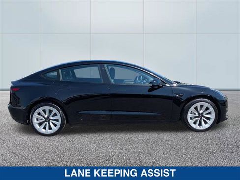Used 2022 Tesla Model 3 Long Range AWD/4WD image 6