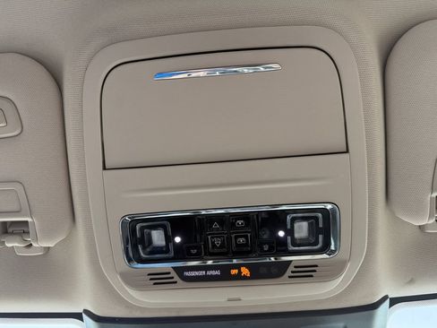Used 2022 Lincoln Corsair AWD w/ Premium Package image 21