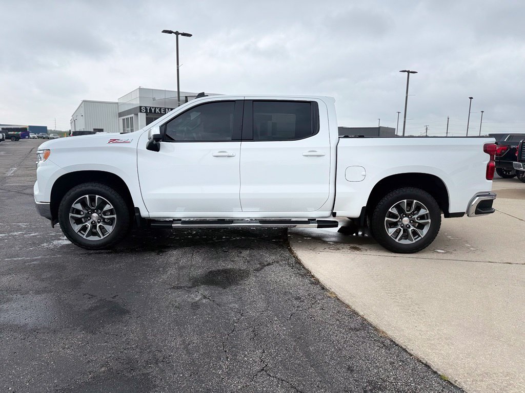 Used 2026 Chevrolet Silverado 1500 LT AWD/4WD image 5