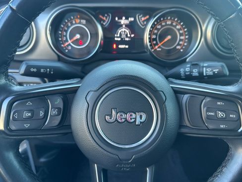 Used 2022 Jeep Wrangler Unlimited Sport image 28