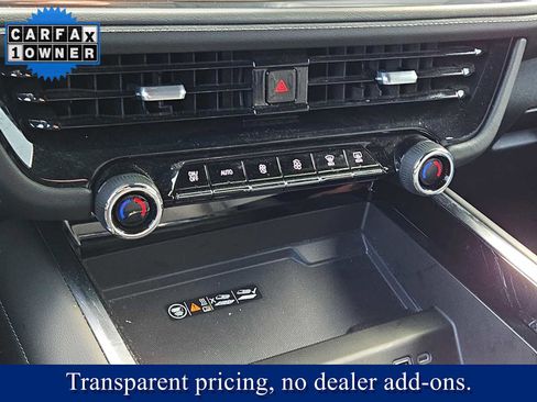 Used 2025 Chevrolet Tahoe Z71 w/ Comfort Package image 31