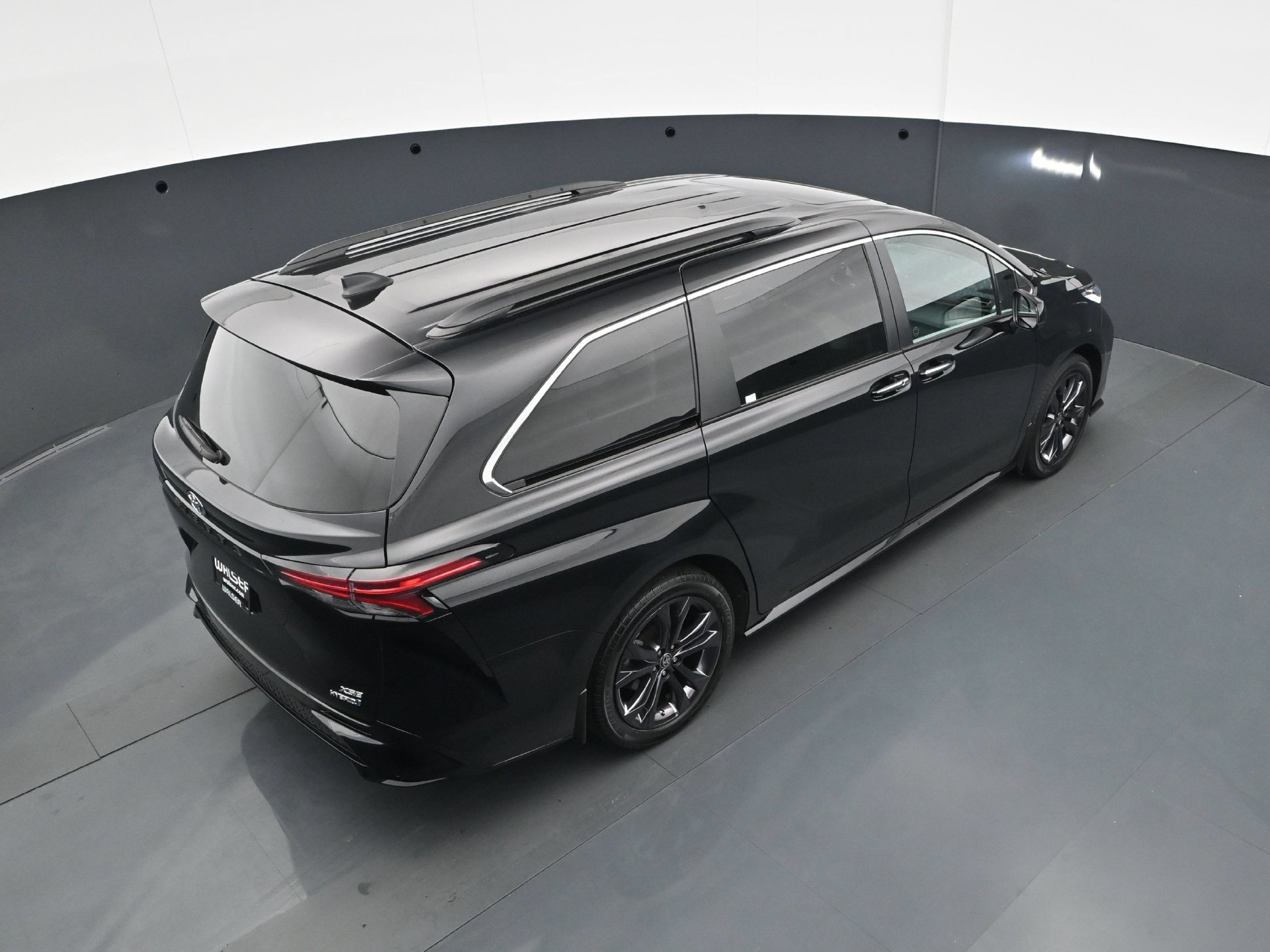 Used 2022 Toyota Sienna XSE FWD image 40