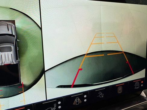 Used 2024 Chevrolet Silverado 1500 High Country w/ High Country Premium Package image 36