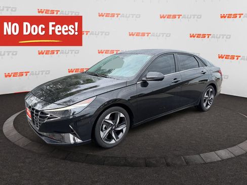 Used 2022 Hyundai Elantra SEL w/ Convenience + Premium Package FWD image 1