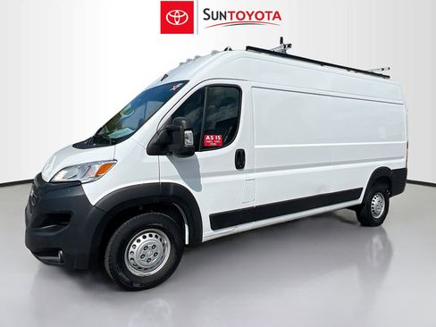 Used 2024 RAM ProMaster 2500 w/ Convenience Group image 9
