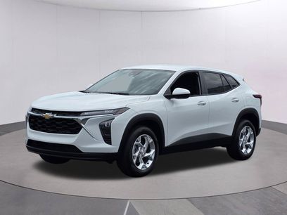 Used 2026 Chevrolet Trax LS w/ LS Convenience Package