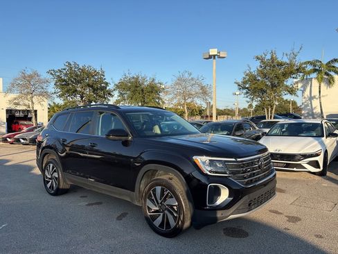 Used 2024 Volkswagen Atlas SE image 7