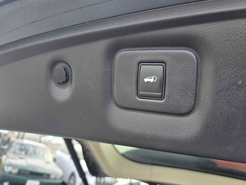 Used 2016 INFINITI QX60 AWD w/ Premium Plus Package image 19