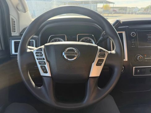 Used 2019 Nissan Titan S w/ S Utility Package image 12
