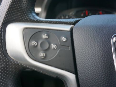 Used 2023 GMC Acadia SLE FWD image 8