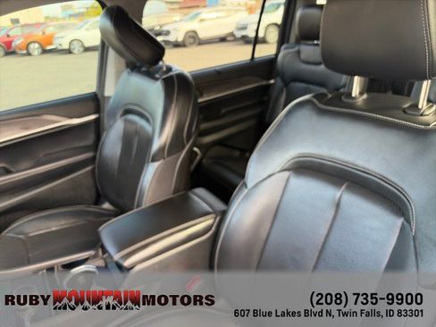 Used 2021 Jeep Grand Cherokee L Limited w/ Luxury Tech Group II AWD/4WD image 19