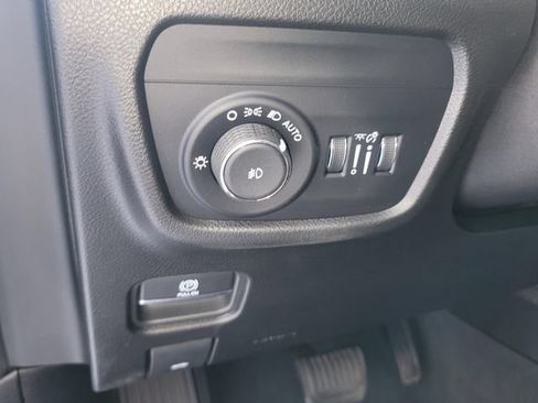 Certified 2023 Jeep Grand Cherokee L Overland AWD/4WD image 29