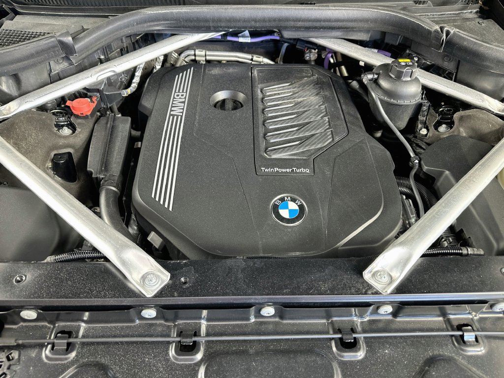 Used 2022 BMW X7 xDrive40i w/ Premium Package AWD/4WD image 40