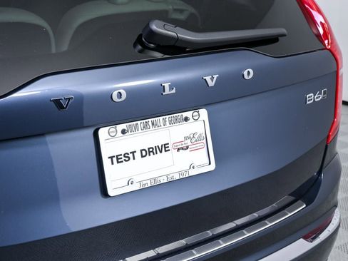 Certified 2024 Volvo XC90 B6 Plus w/ Protection Package Premier AWD/4WD image 39
