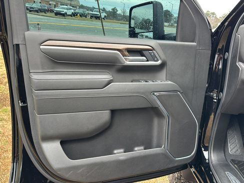 Certified 2025 Chevrolet Silverado 2500 LT w/ Trail Boss Package image 14