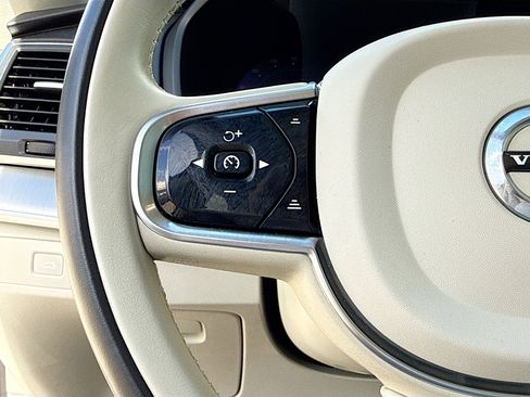 Used 2023 Volvo XC90 B5 Core w/ Protection Package Premier image 38