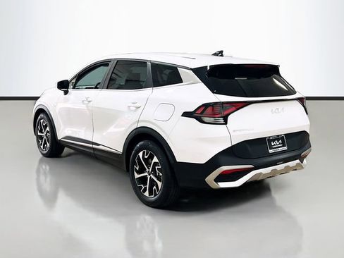 Certified 2023 Kia Sportage EX FWD image 5
