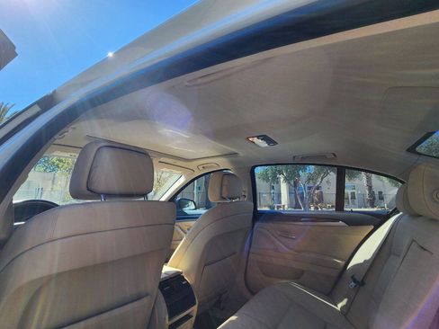 Used 2013 BMW 528i Sedan RWD image 40