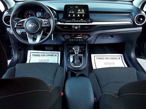 Used 2019 Kia Forte LXS FWD image 7