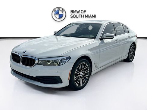 Used 2020 BMW 530i w/ Convenience Package RWD image 3