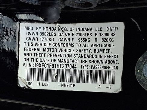 Used 2017 Honda Civic Touring image 29