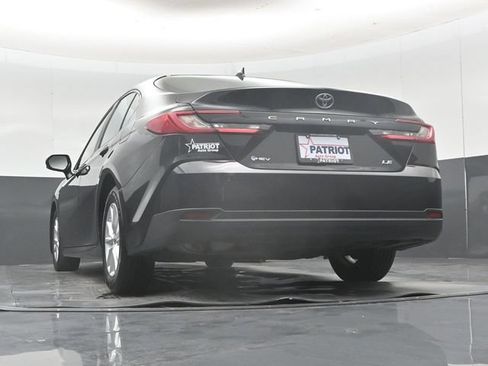 Used 2025 Toyota Camry LE FWD image 47