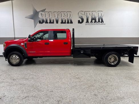 Used 2022 Ford F550 4x4 Crew Cab Super Duty w/ Power Equipment Group image 11