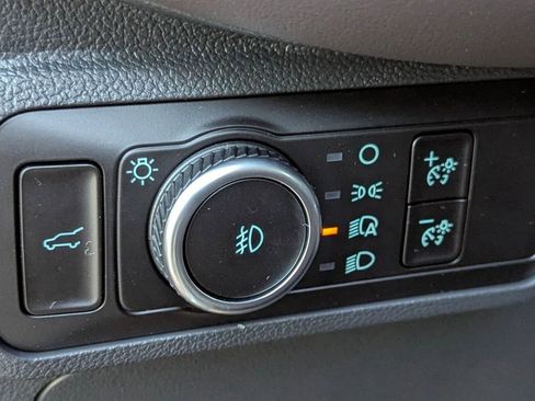 New 2026 Ford Explorer Platinum image 18