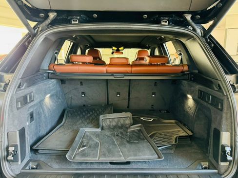 Used 2019 BMW X5 xDrive50i w/ M Sport Package image 7