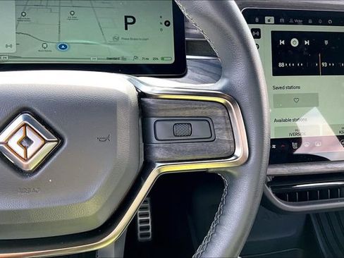 Used 2022 Rivian R1T Adventure image 13