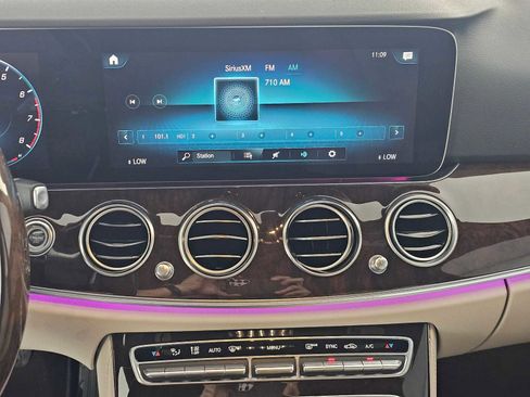 Used 2023 Mercedes-Benz E 350 Sedan image 26