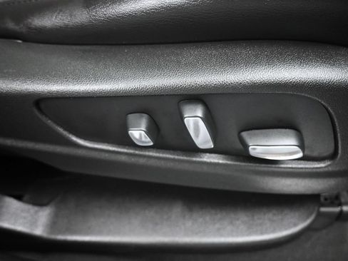 Used 2018 Cadillac XT5 Luxury w/ Driver Awareness Package FWD image 44