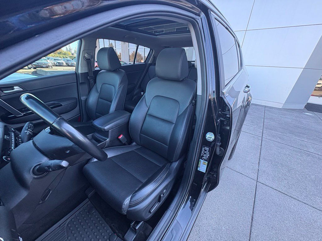 Used 2022 Kia Sportage EX AWD/4WD image 13