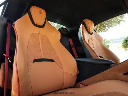 Used 2025 Ferrari Roma Spider RWD image 46