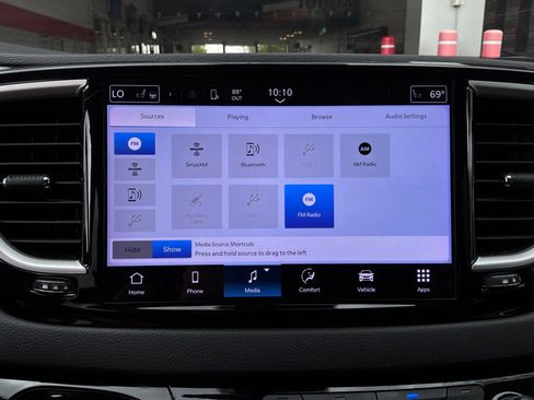 Used 2024 Chrysler Pacifica Touring-L FWD image 39