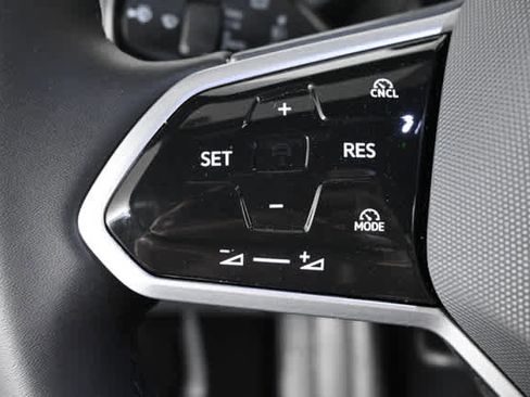 New 2026 Volkswagen ID.4 Pro image 22